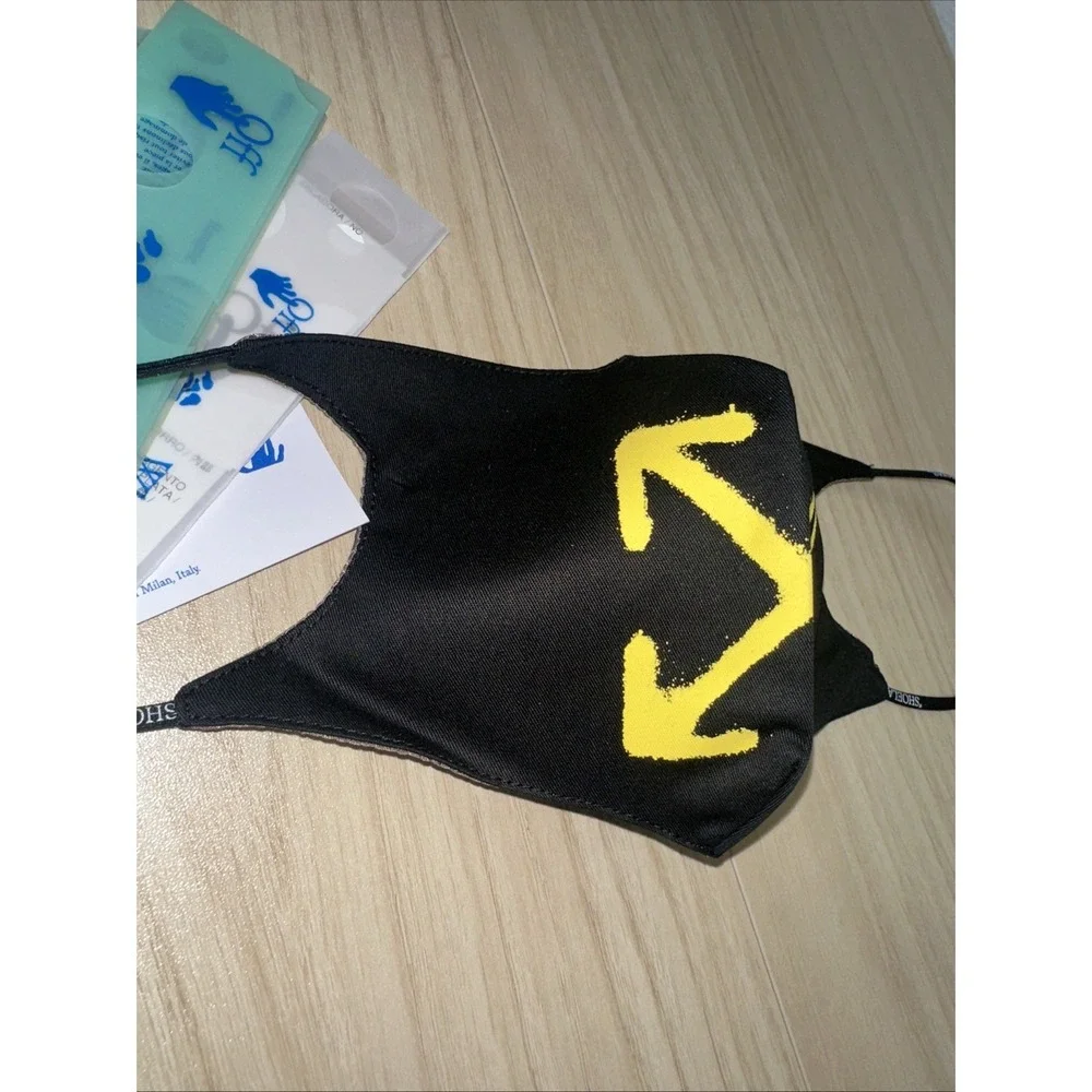 Off-White Spray/Arrow Mask Black & White- Bundle Authentic QR code New With Tags